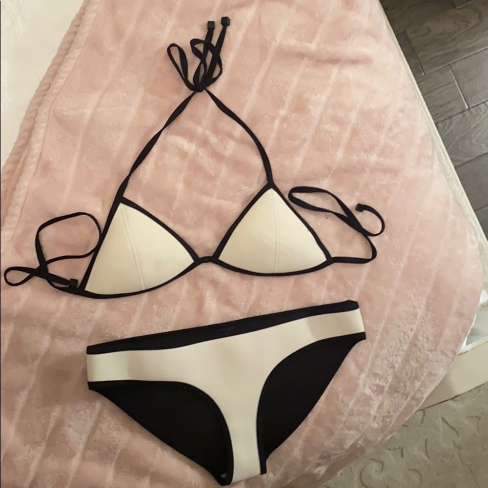 white triangl bikini